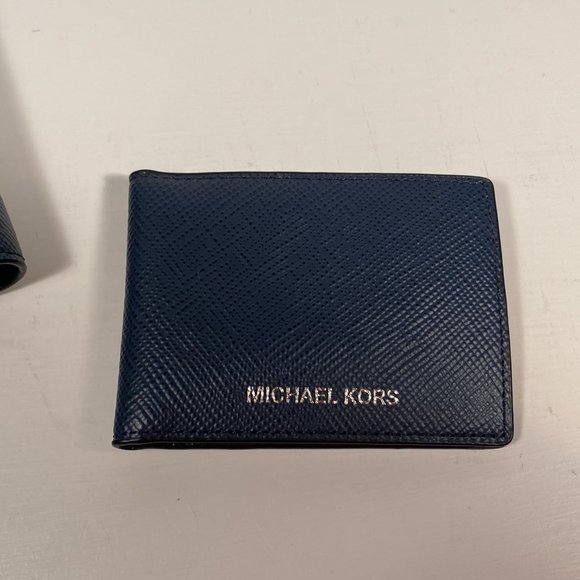 Michael Kors Harrison Navy Blue Saffiano Leather Wallet w/ Passcase / New - Picture 4 of 9